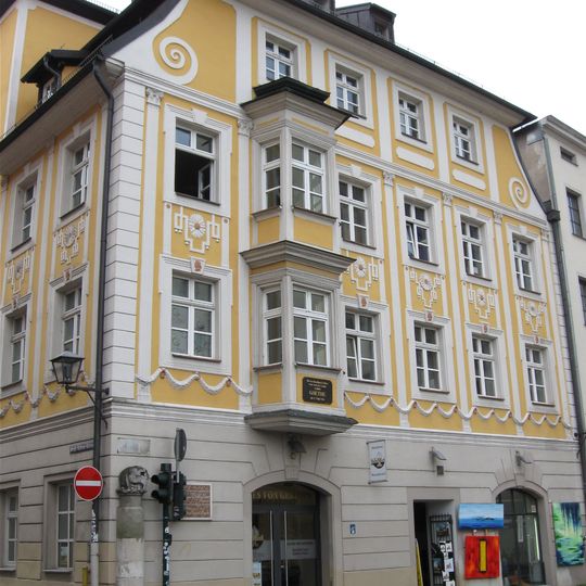 Wohnhaus, ehemals Gasthaus Weißes Lamm