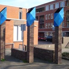 Drie muurtjes en zuilen