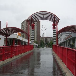Footbridge over Lamačova street