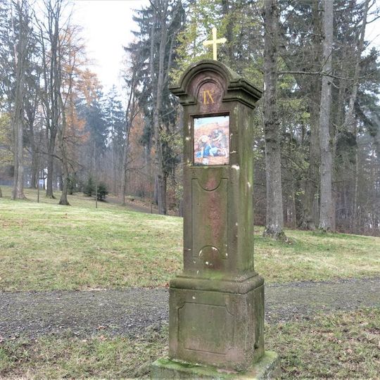 Kaplička IX. zastavení křížové cesty v Nové Pace