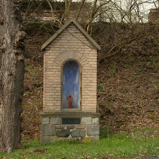 Kaplička u silnice v osadě Zásada