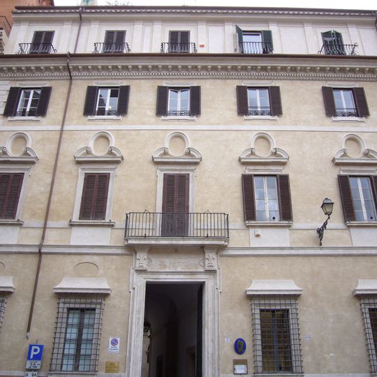 Palazzo Capizucchi