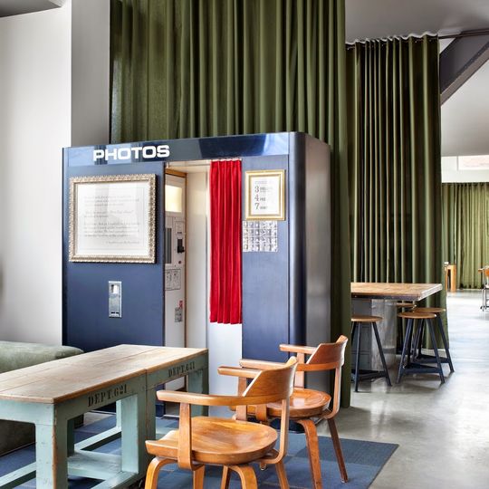 West Egg Cafe