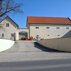 Meierhof Schloss Neudenburg Kemmelbach