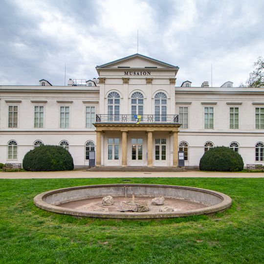 Letohrádek Kinských