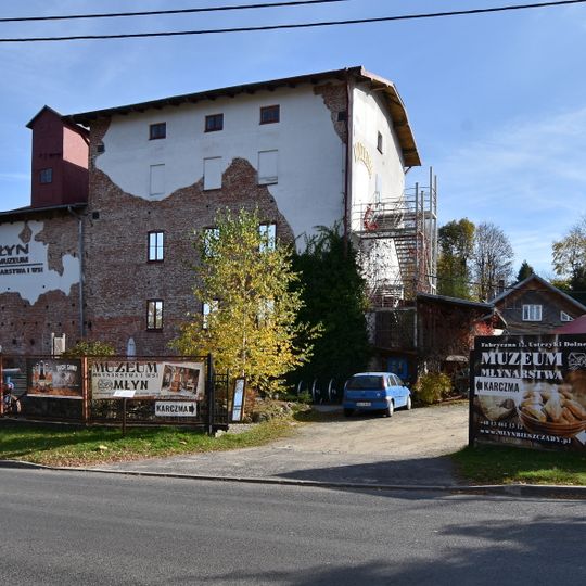 Muzeum Młynarstwa i Wsi w Ustrzykach Dolnych