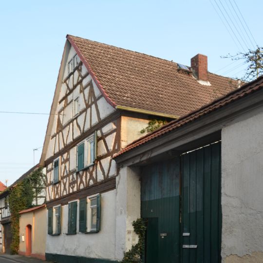 Pfarrgartenstraße 4