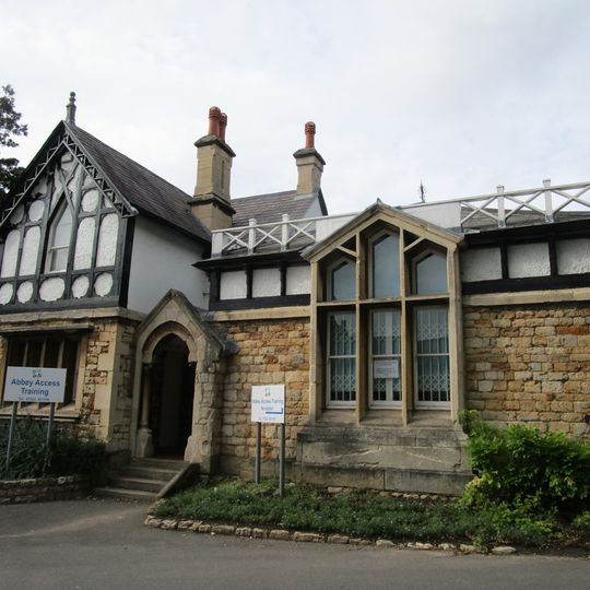 The Cafe And Lodge The Arboretum