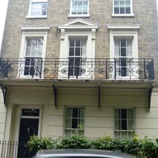 7, Chapelfield North