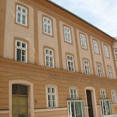 Altes Schulhaus, ehem. Gasthof Zur Goldenen Rose