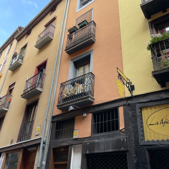 Casa Correría 40 - 42