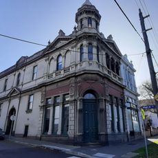 Former Kensington Property Exchange, Office, Shop and Residences