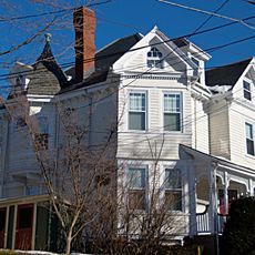 Louville V. Niles House