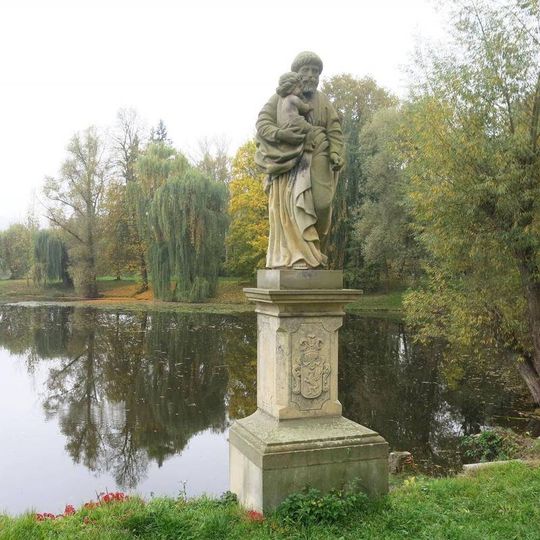 Socha svatého Josefa na Kerkově nábřeží pod zámkem v Libochovicích