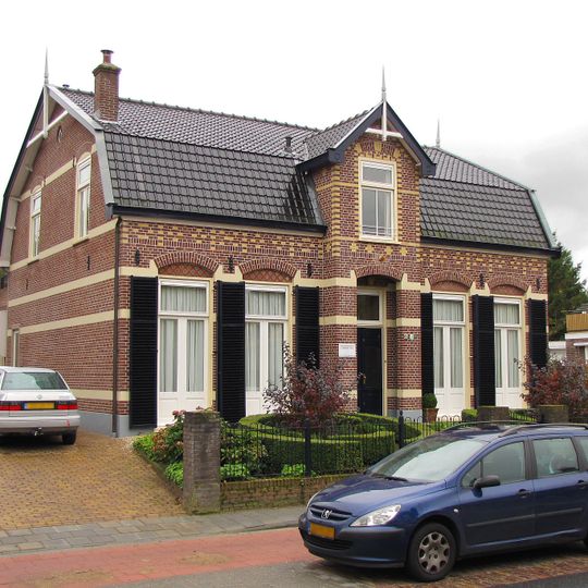 Burgemeester Grothestraat 21