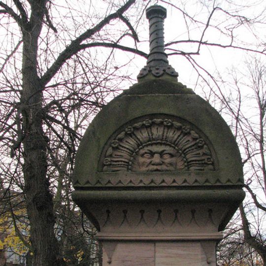 Gate Piers And Screen Walls At Entrance To Waterloo Promenade