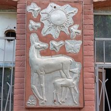 Relief sculpture