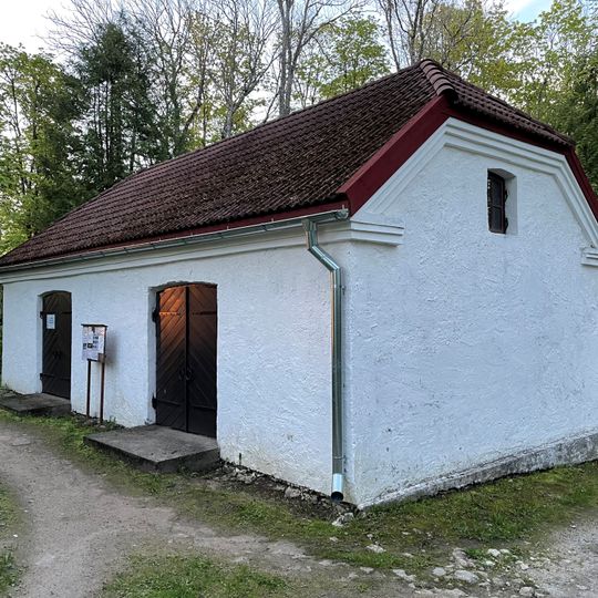 Kadrina kirikuaia kabel