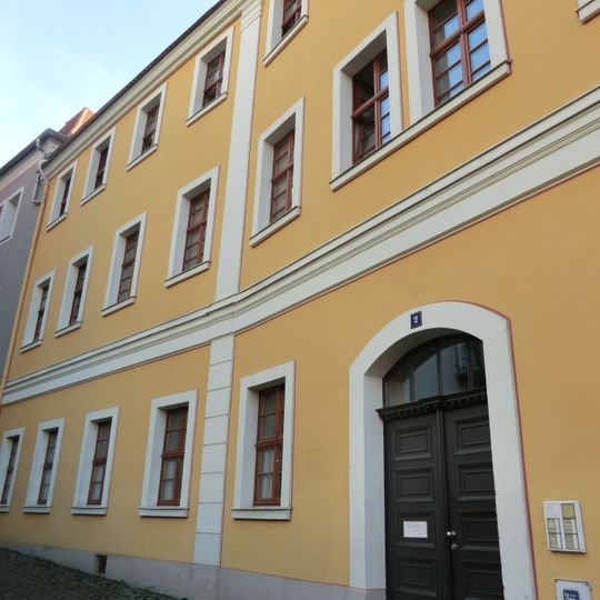 Wohnhaus in geschlossener Bebauung Plattnerstraße 2