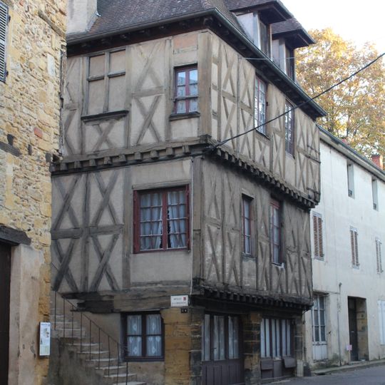 Maison de bois à Marcigny