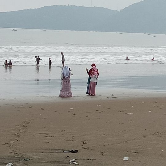 Pantai Karangwahu