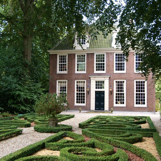 Hoofdgebouw ontstaan in 1779-1782