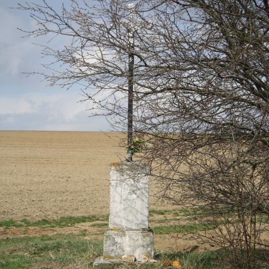 Kříž východně od Otradic