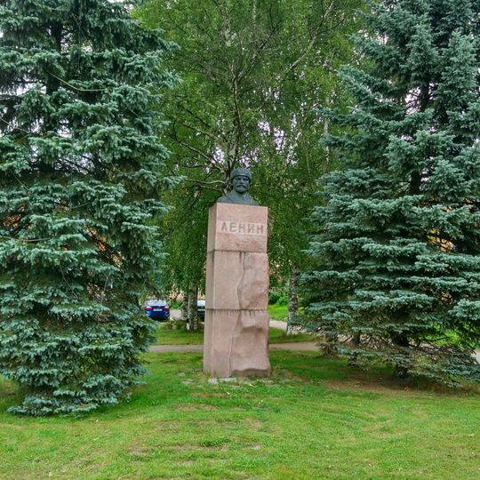 Памятник В.И. Ленину