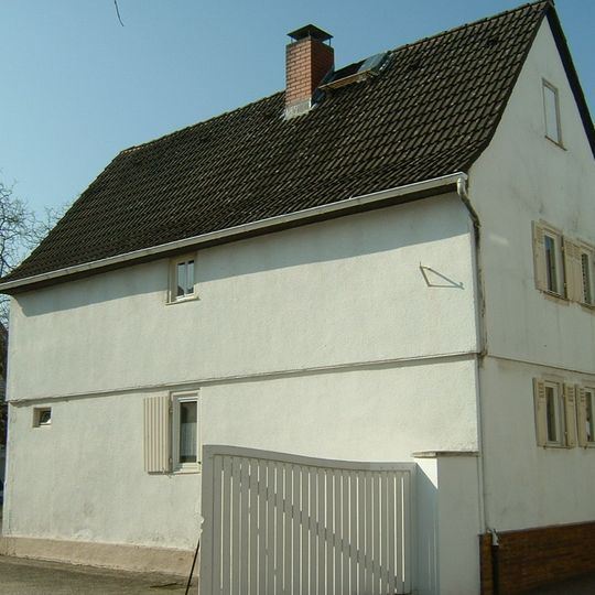Hauptstraße 5