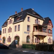 Wohnhaus in offener Bebauung Hartensteiner Straße 8