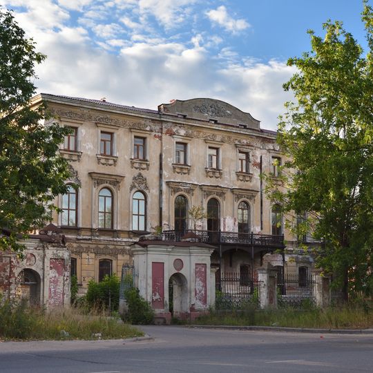 Главный дом