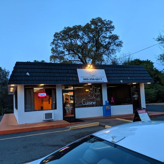 Cuzzo's Cuisine