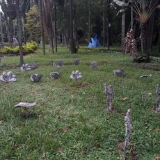 Botão de Rosa (Rosebud), Carneiro (Ram), Cisne (Swan), Flor Redonda (Round Flower), Papoula (Poppy), Pássaro Imaginário) Imaginary Bird and Tulipa (Tulip).aluminium