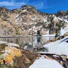 Bluebox Lake