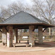 Pavillon im Rosengarten, Dresden