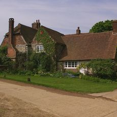 Tollsworth Manor House