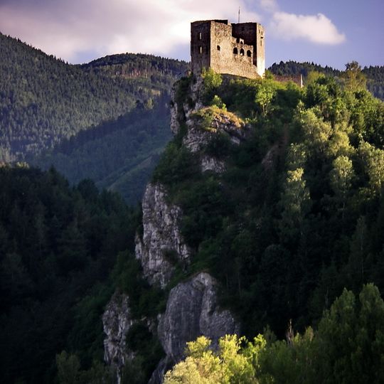 Hrad Strečno, Strečniansky hrad, veža obranná
