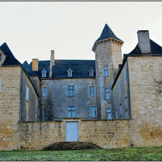 Château de Nadaillac-de-Rouge