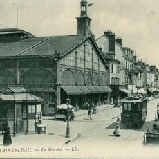 Halle du marché de Fontainebleau