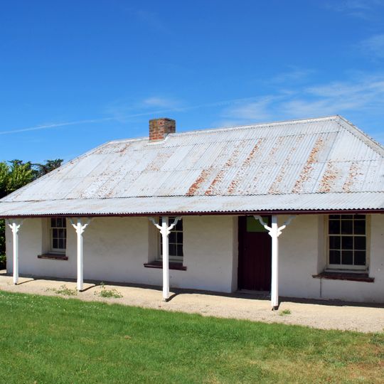 Watters Cob Cottage