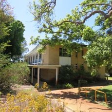 Nedlands Public Library
