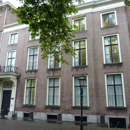 Lange Vijverberg 3, The Hague