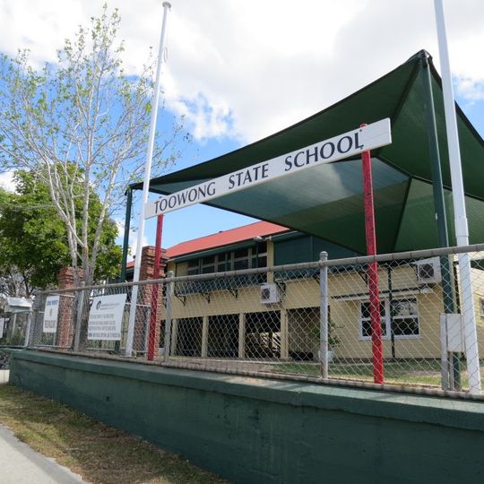 Toowong State School