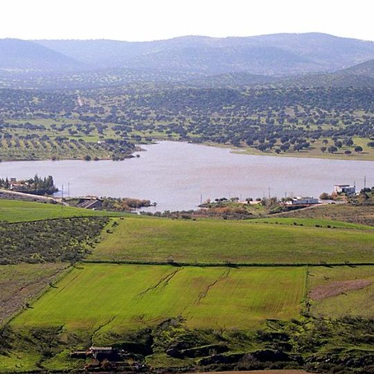 Sierra Boyera Reservoir