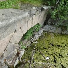 Большой Артемьевский мост с плотиной и шлюзом