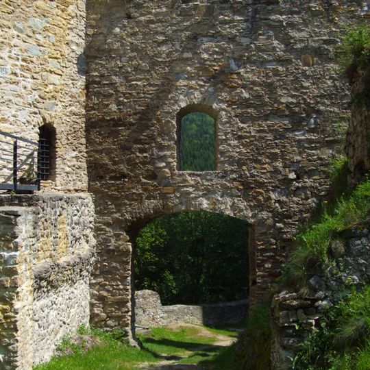 Hrad Likava, brána hradná s prístavbou