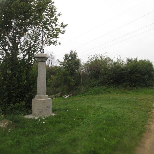 Kříž východně od Pačejova