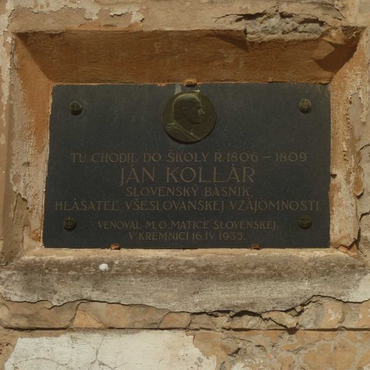Býv. Kollárovo gymn. , tabuľa pamätná