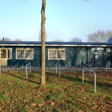 Kinderkleedkamer bij zwemvijver "Tuindorp"