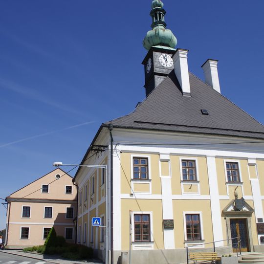 Town hall in Bystré